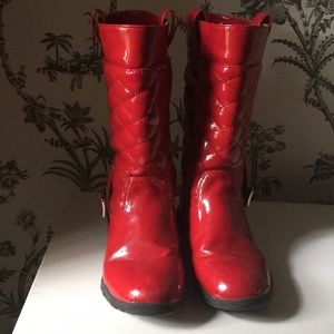 Kennehcole girls boots
